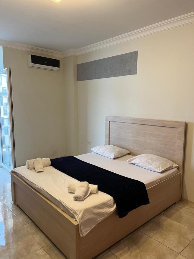 Orbi Apartamenti Batumi 15 B Hotel Buitenkant foto